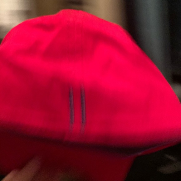 Gents Men's Fitted Hat Red Baseball Cap - Picture 2 of 3